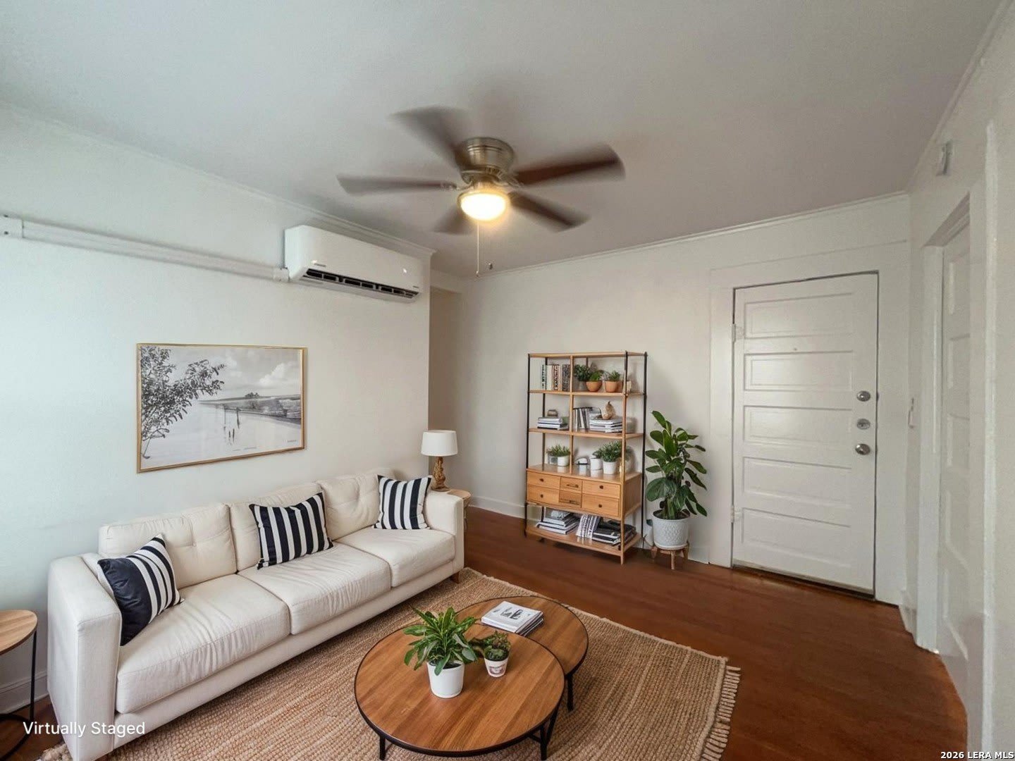 827 Steves Ave – photo 4