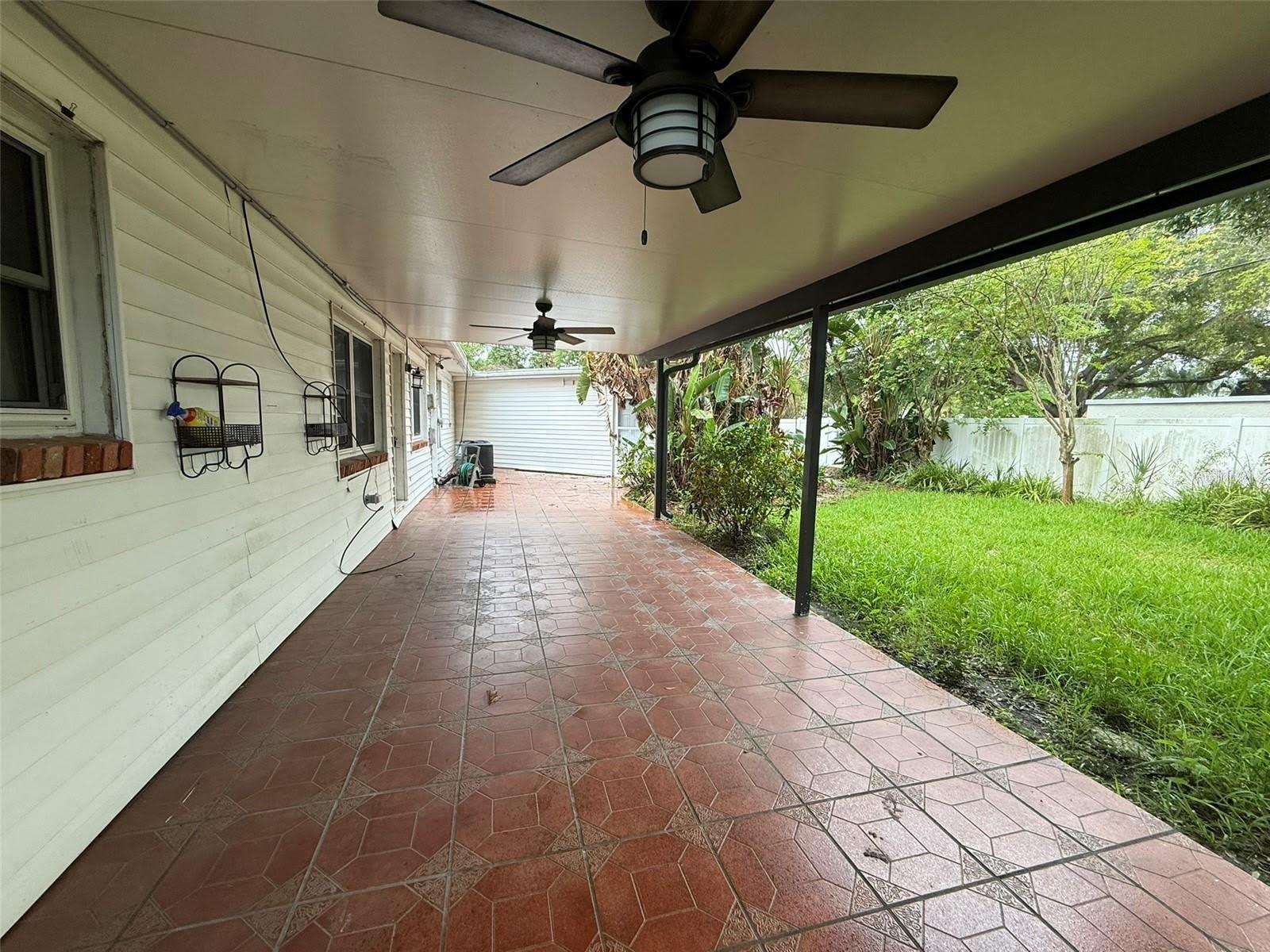 215 S WEST SHORE Boulevard – photo 5