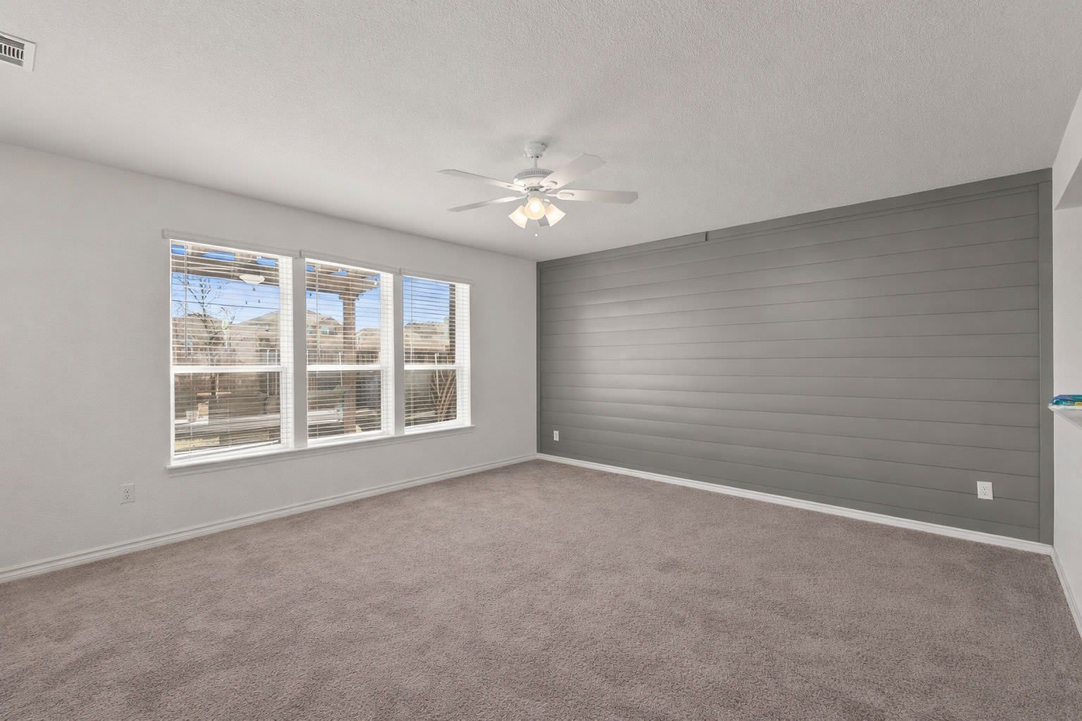 2800 Weston Road – photo 5