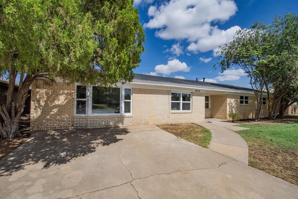 2612 N A St – photo 2