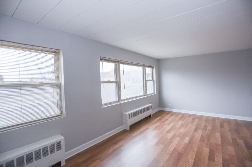 5653 North Christiana – photo 2