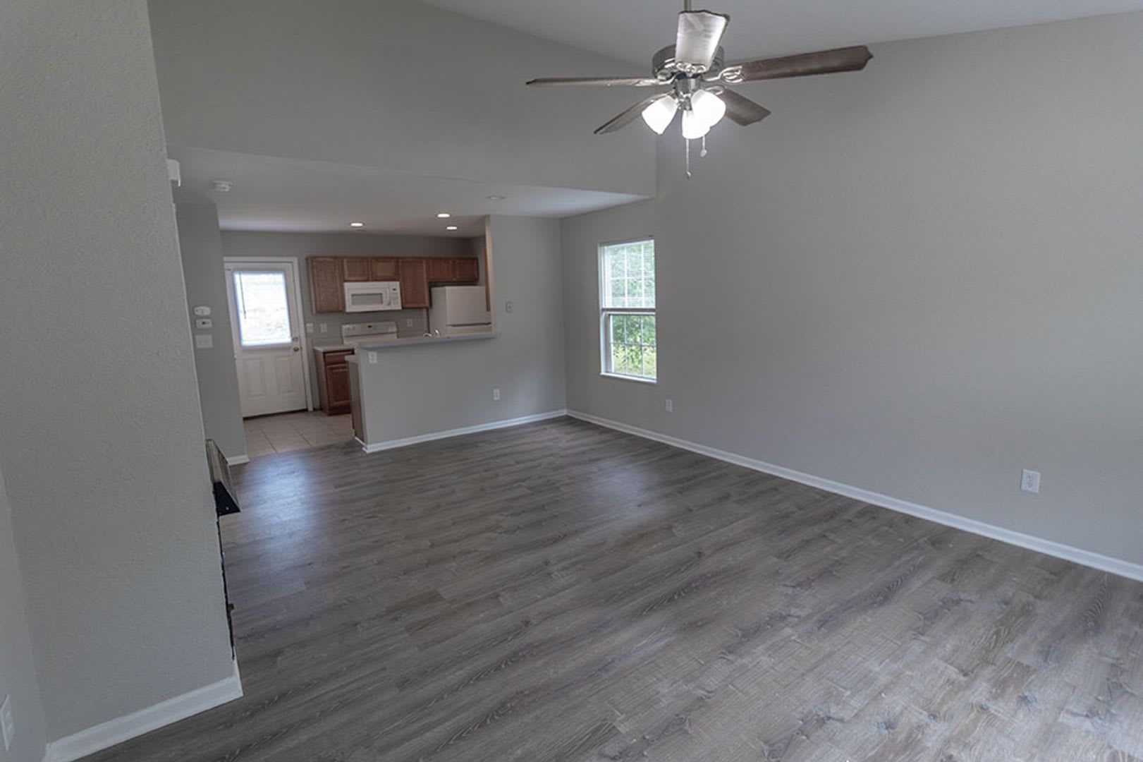 Nice 3 Bedroom Duplex – photo 3