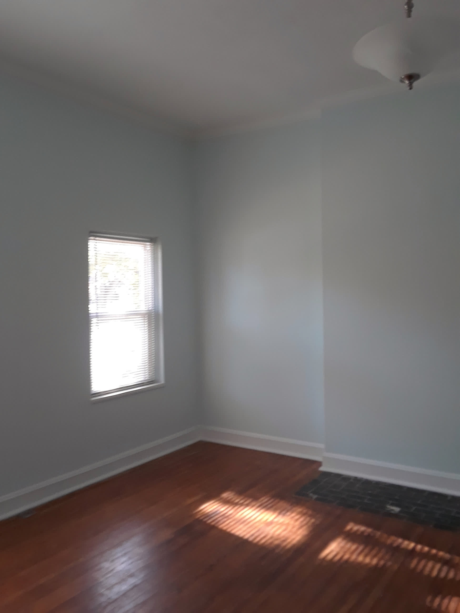 390 East Oakland Avenue – photo 3