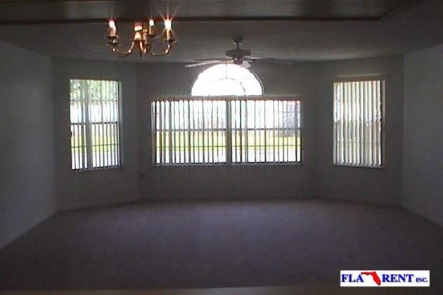 * COMING SOON! * 3 BEDROOM / 2 BATH CONDO (NEAR DISNEY!) – photo 5
