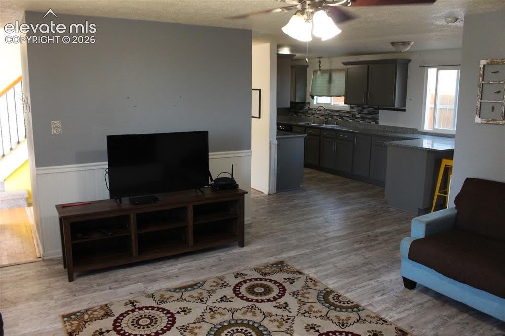 2229 Moccassin Drive – photo 4