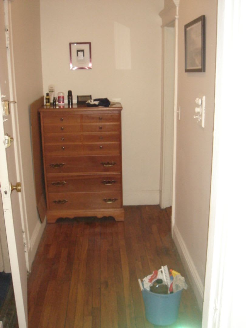 NO FEE 2 Bed split for 6/1 on Green line Heat Hw inc Students ok August 1 – photo 3