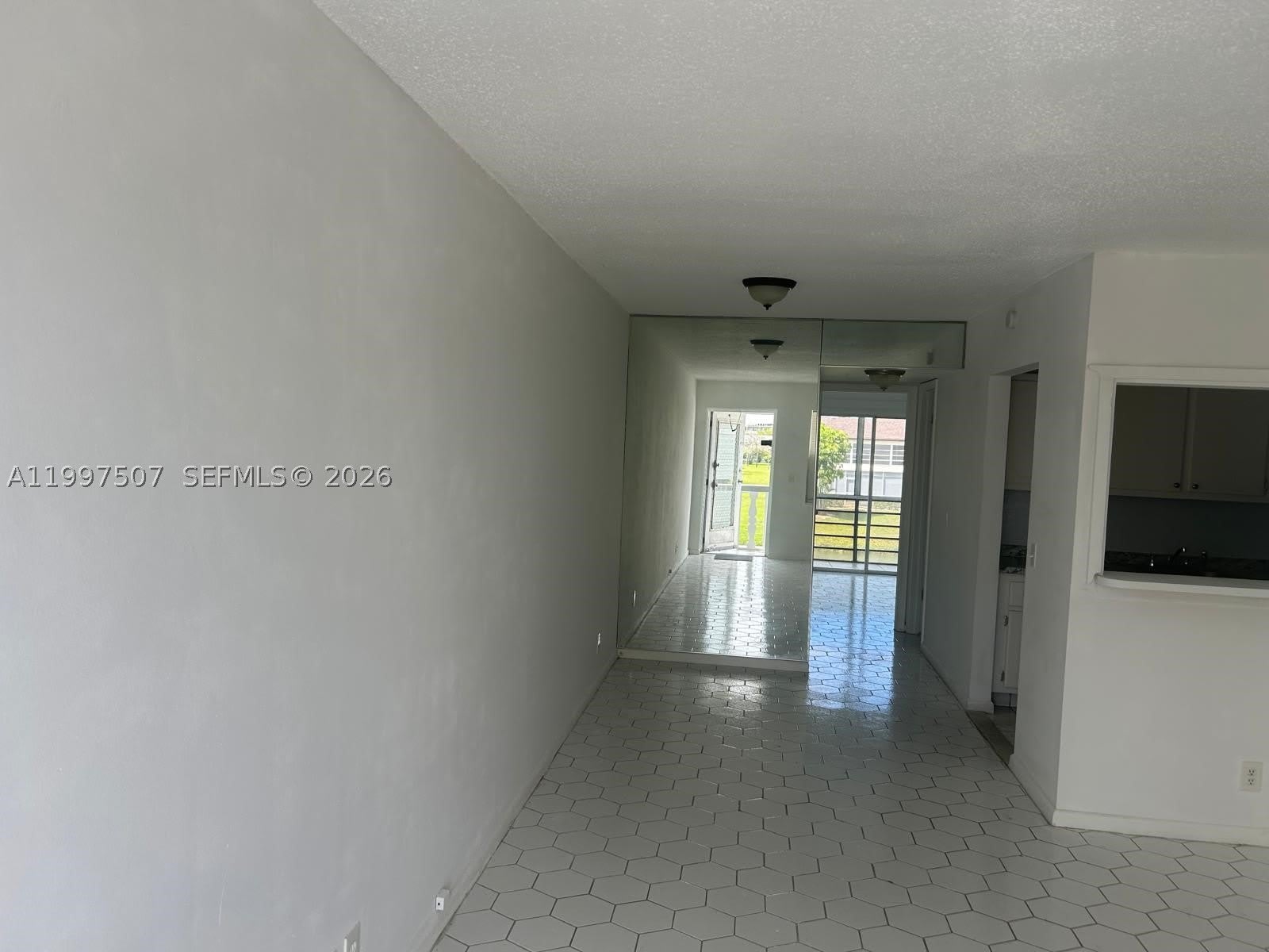 89 Berkshire D – photo 2