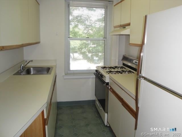 138 Woodside Green – photo 4