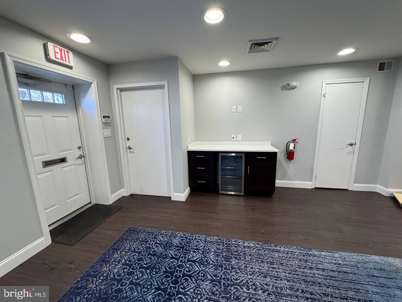 12069 Tech Road – photo 4
