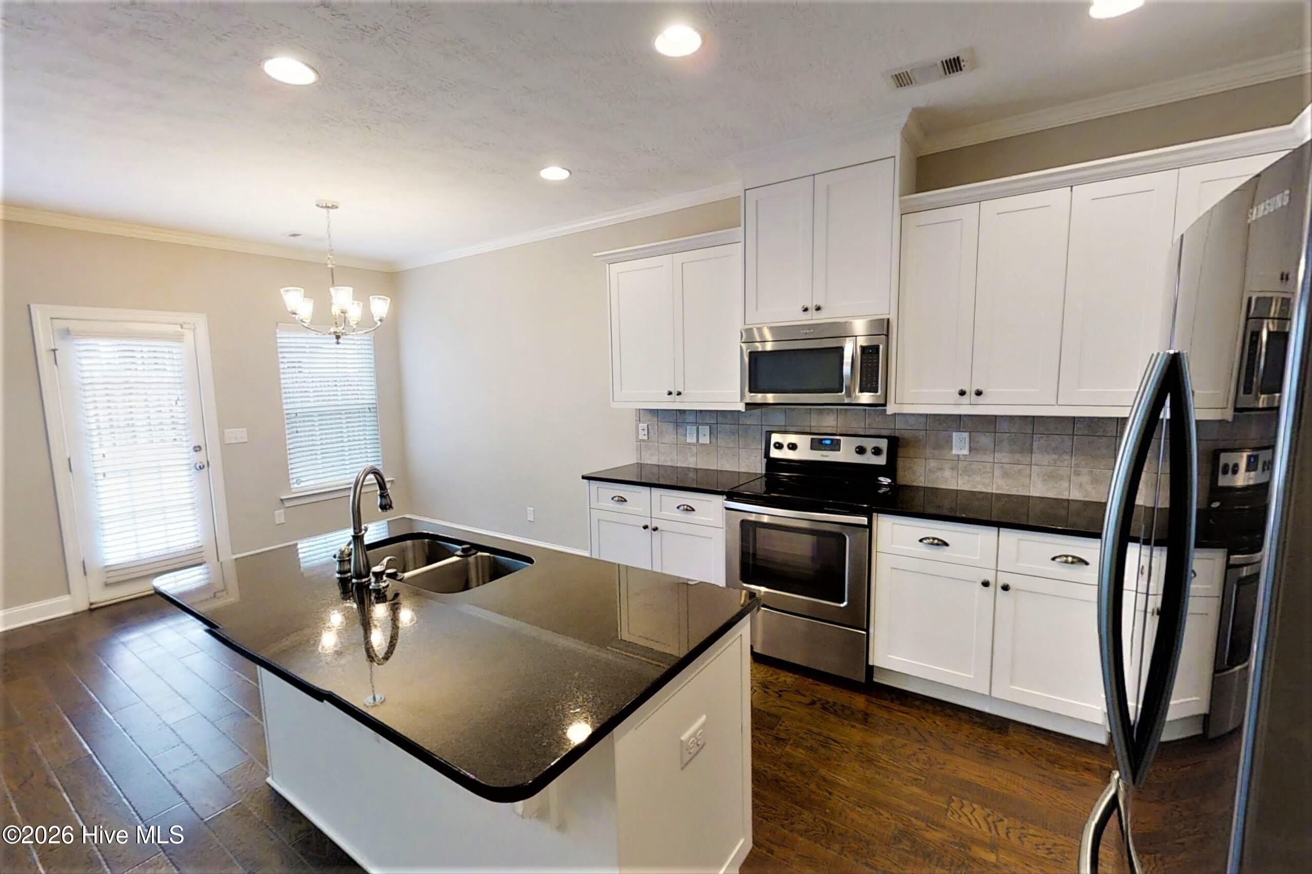 407 Brantley Cove Circle – photo 4