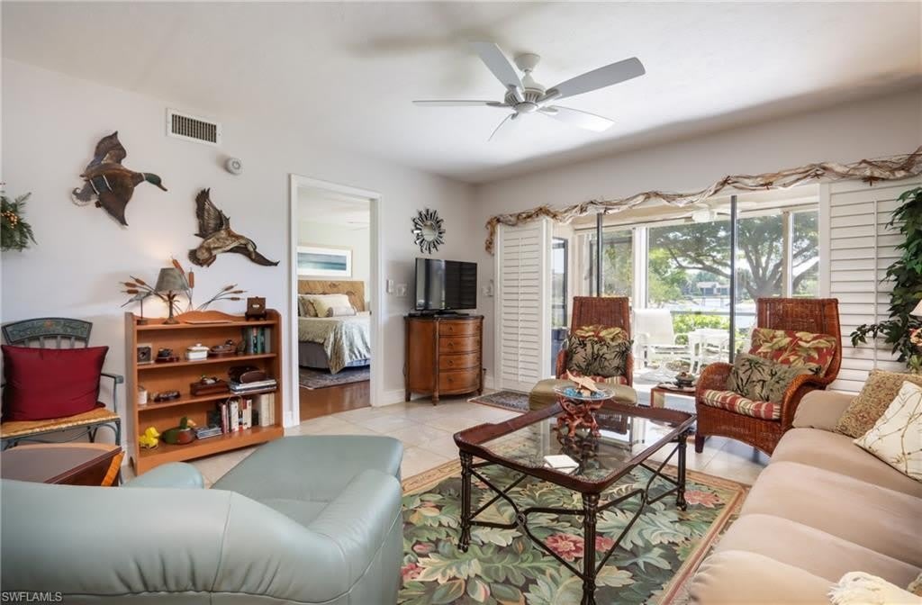 505 Lake Louise Cir – photo 5
