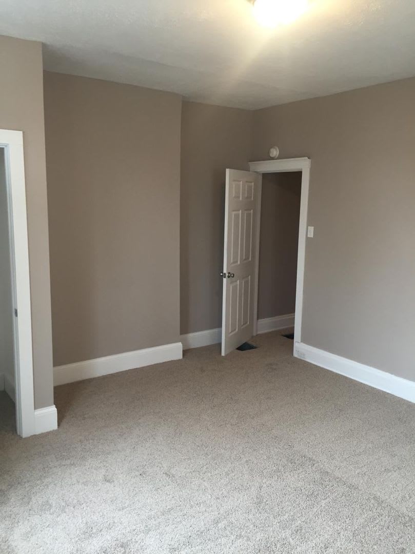 4 Bed 1 5 Bath Located In Norwood – photo 5