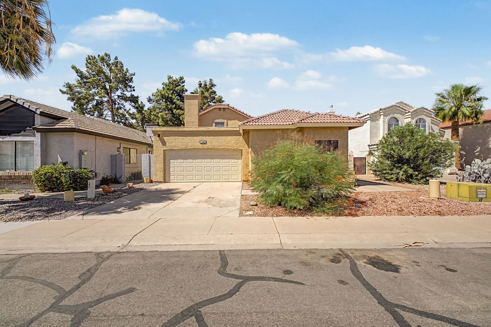 3 Bedroom Lake Front In Chandler – photo 2