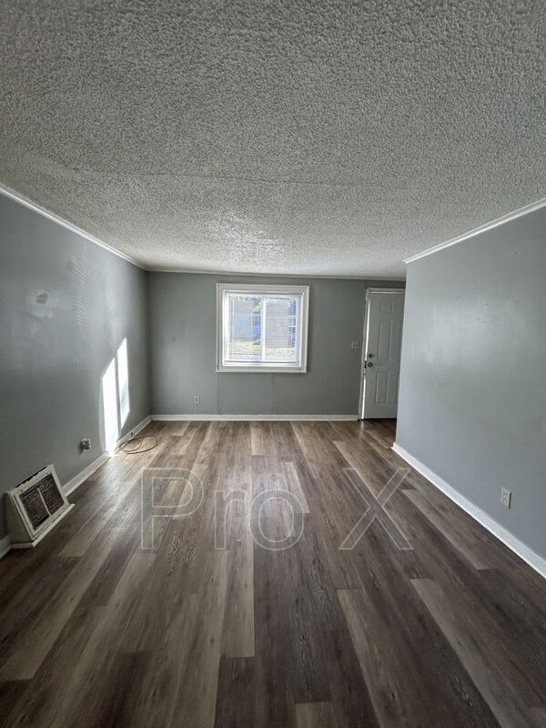 468 Fieldcrest Dr – photo 3