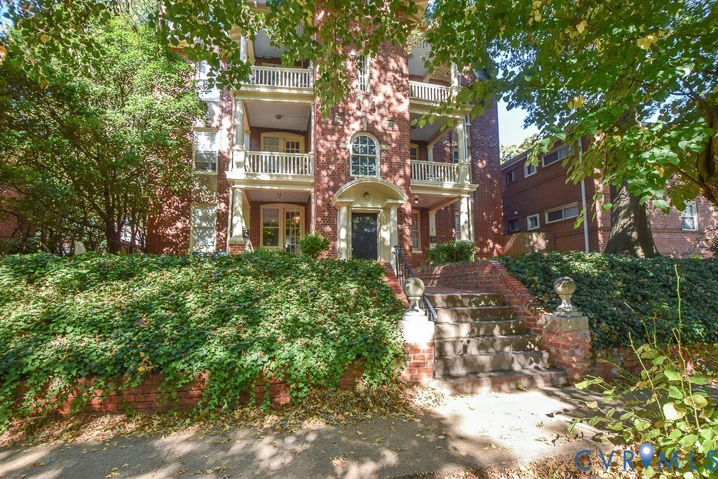 120 S Arthur Ashe Boulevard – photo 1