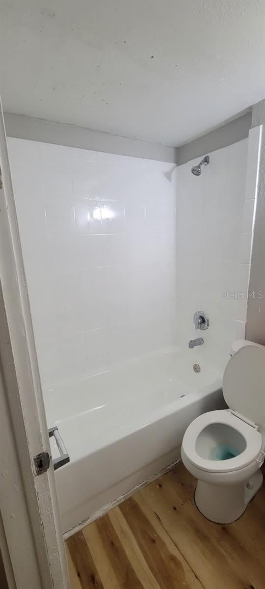 4204 N Manhattan Avenue – photo 4