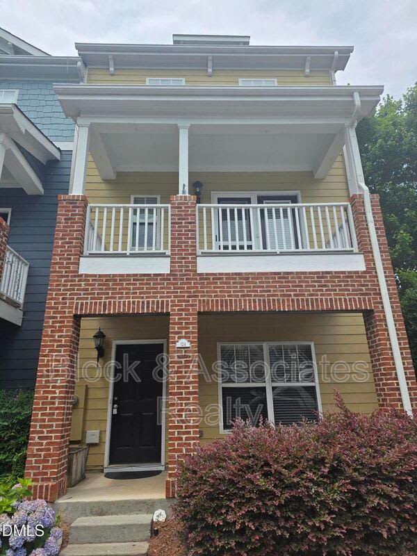 124 Braeside Ct – photo 1
