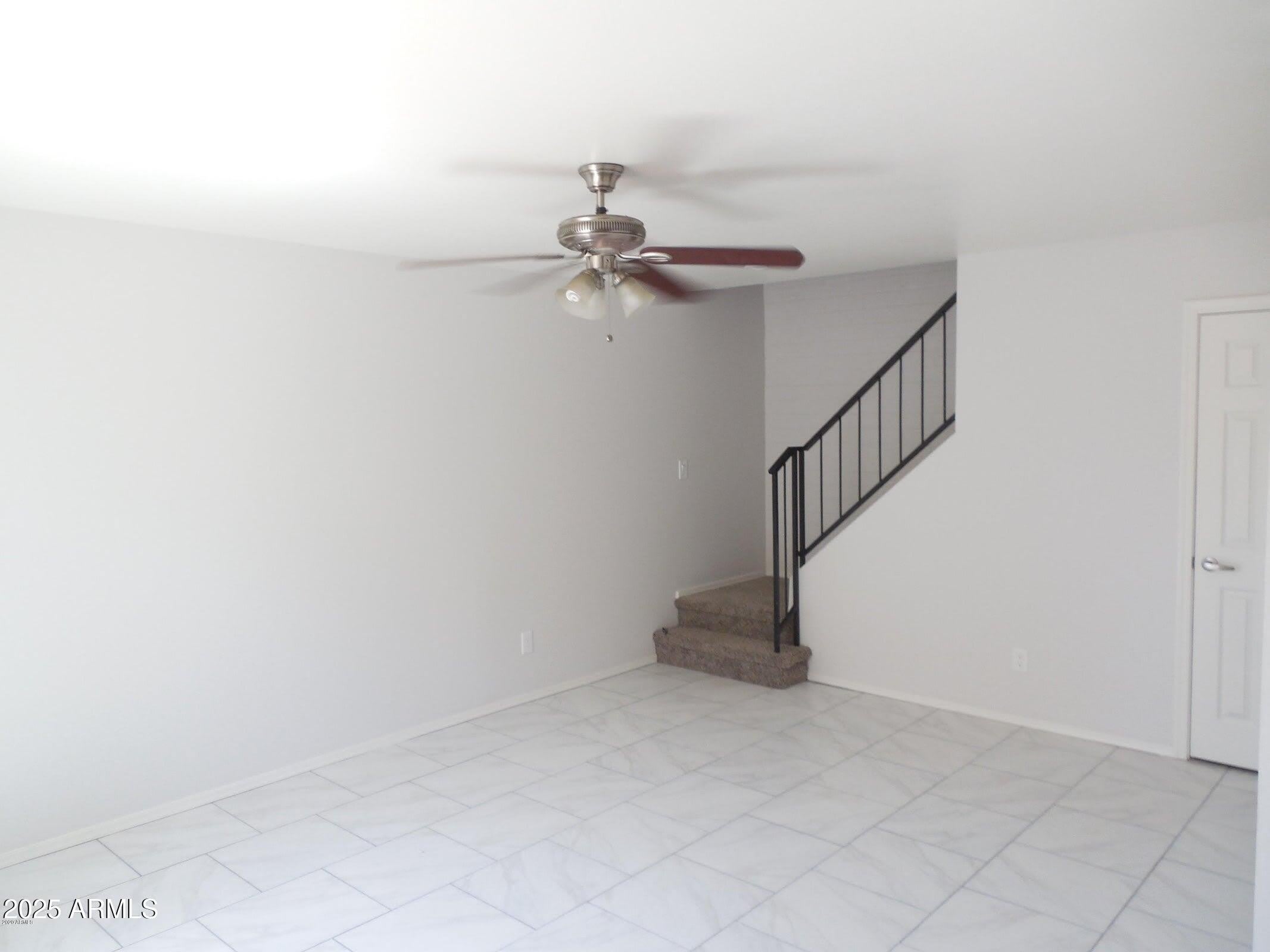 4712 E Broadway Road – photo 5