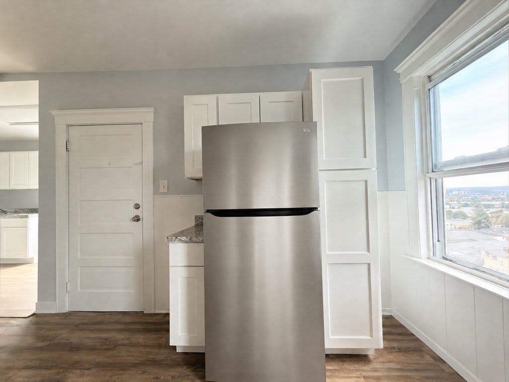 90 Vernon Street – photo 5