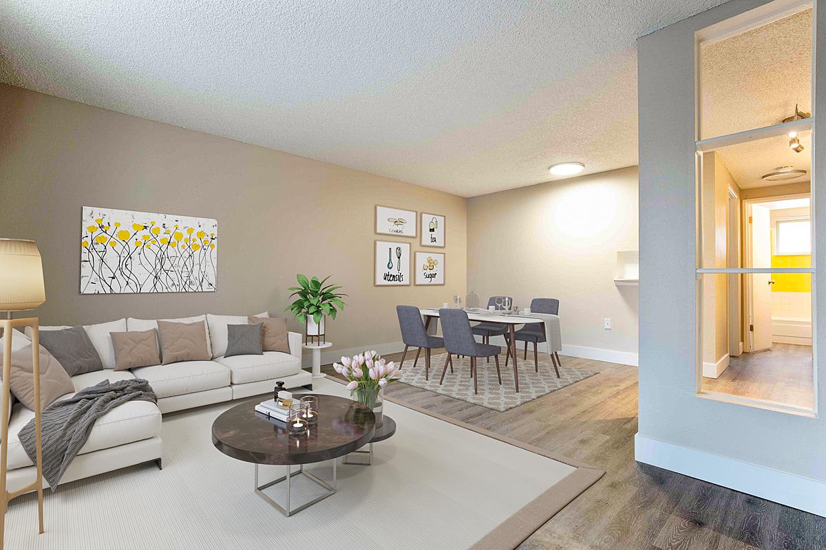 South Washington St Apts – photo 2