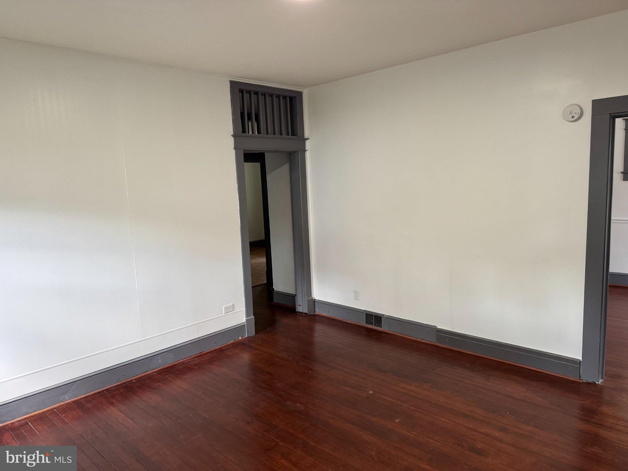 8803 48Th Avenue – photo 4