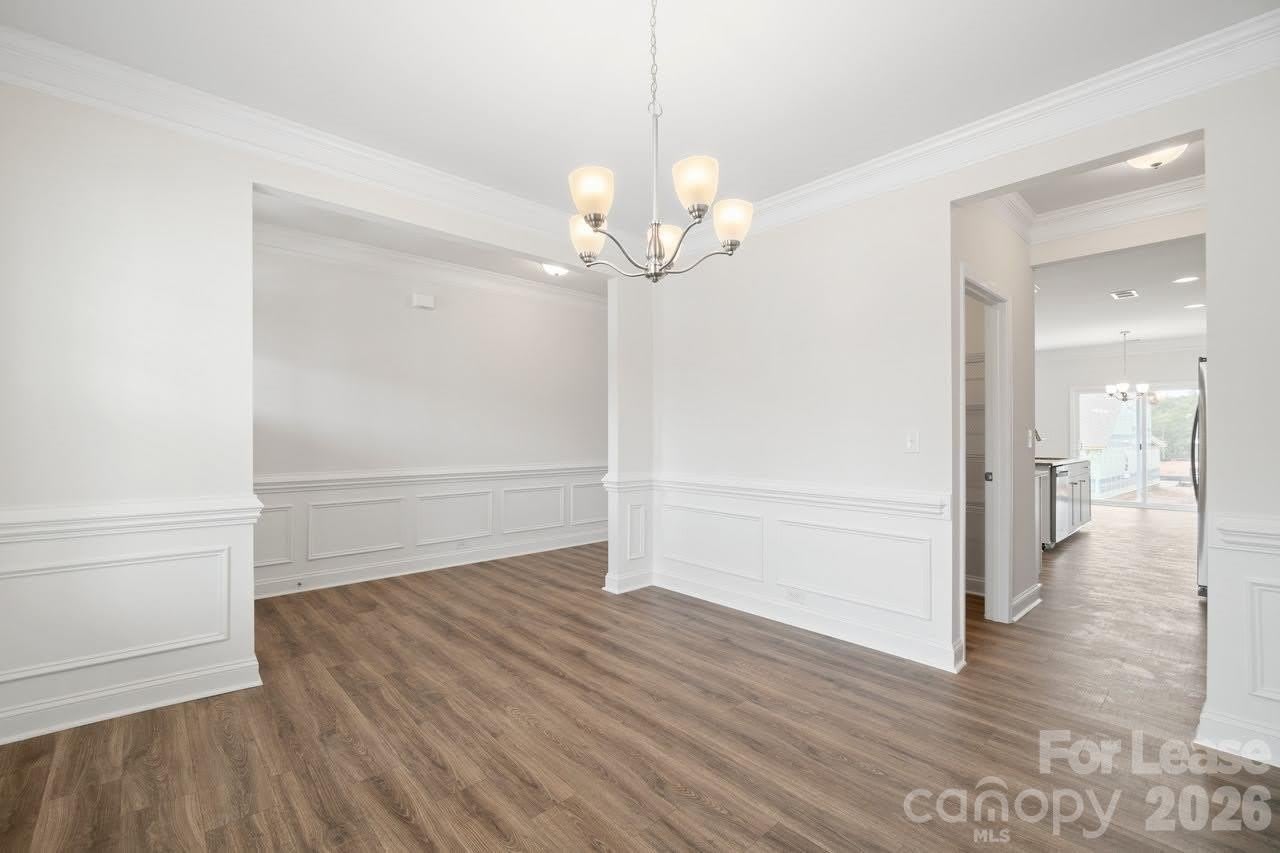 1024 Arbury Way – photo 4