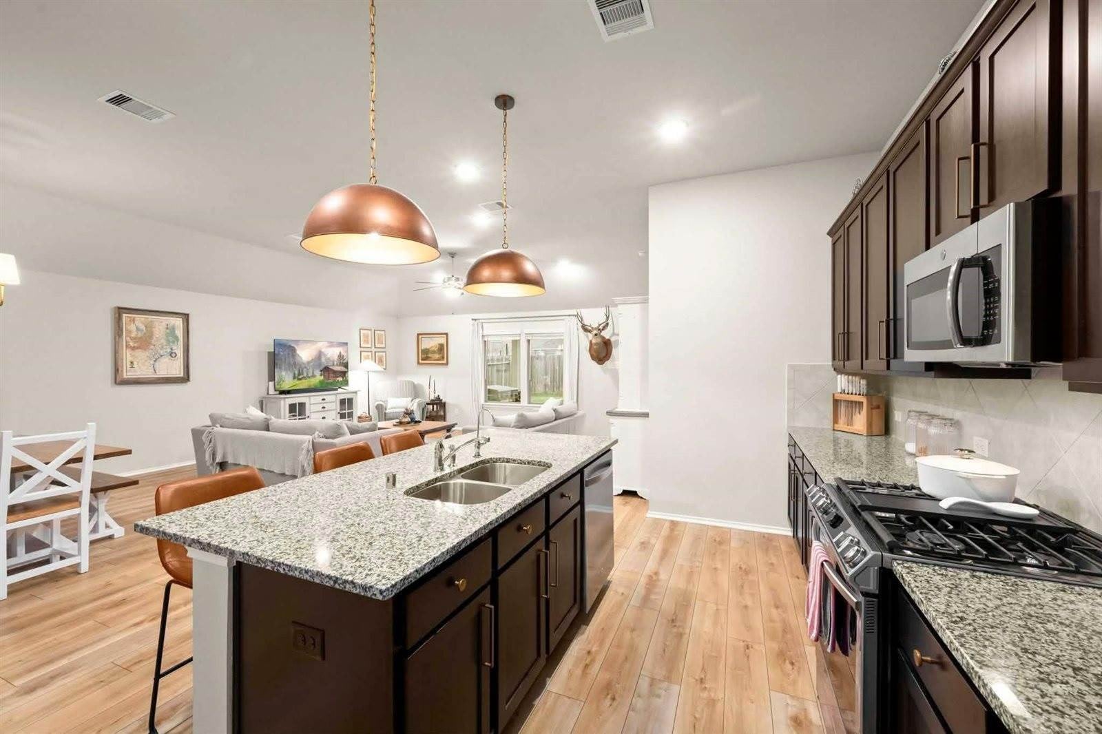 326 Jewett Meadow Drive – photo 5