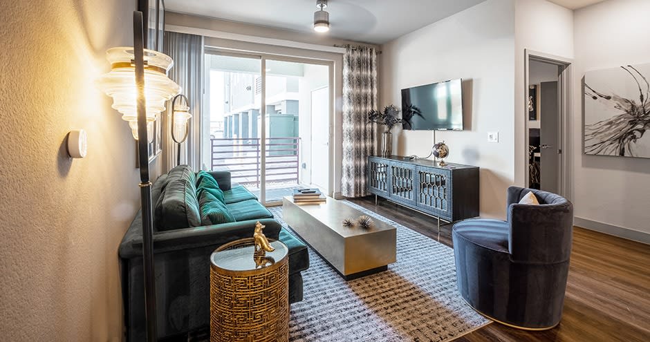 Aster Blue Diamond Apartments – photo 3