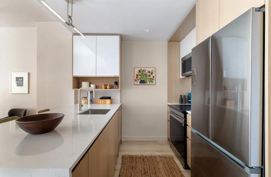 633 3rd Ave. – photo 1