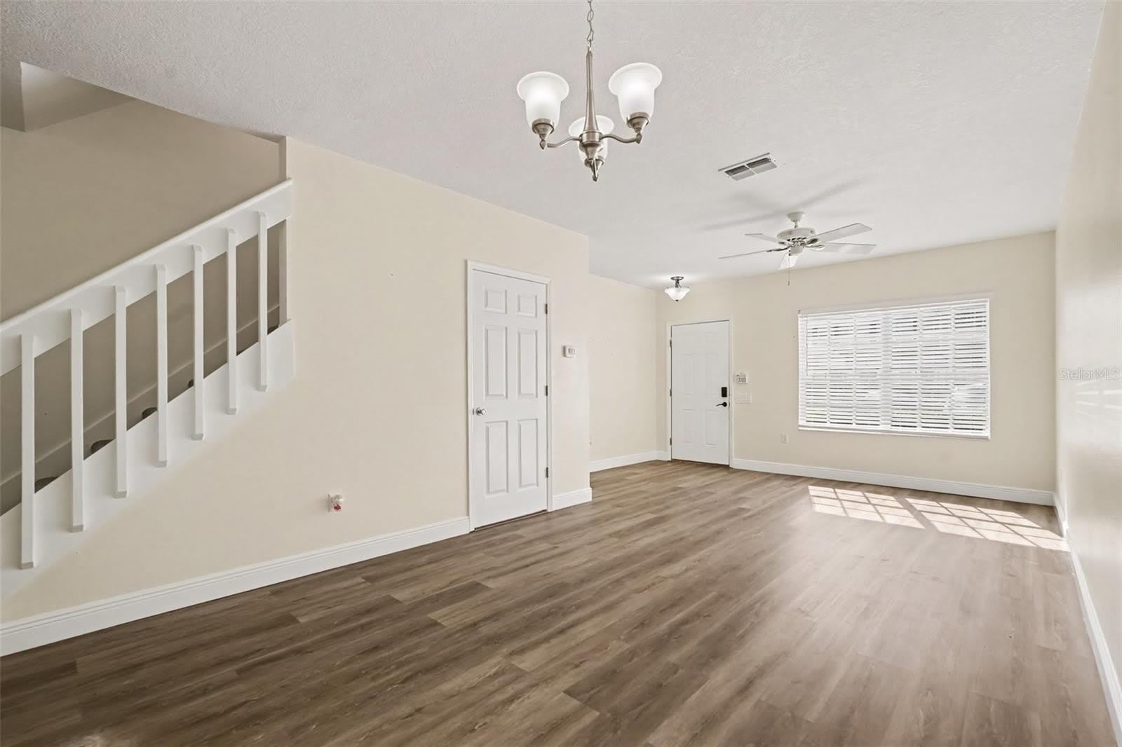 12369 BERKELEY SQUARE Drive – photo 5