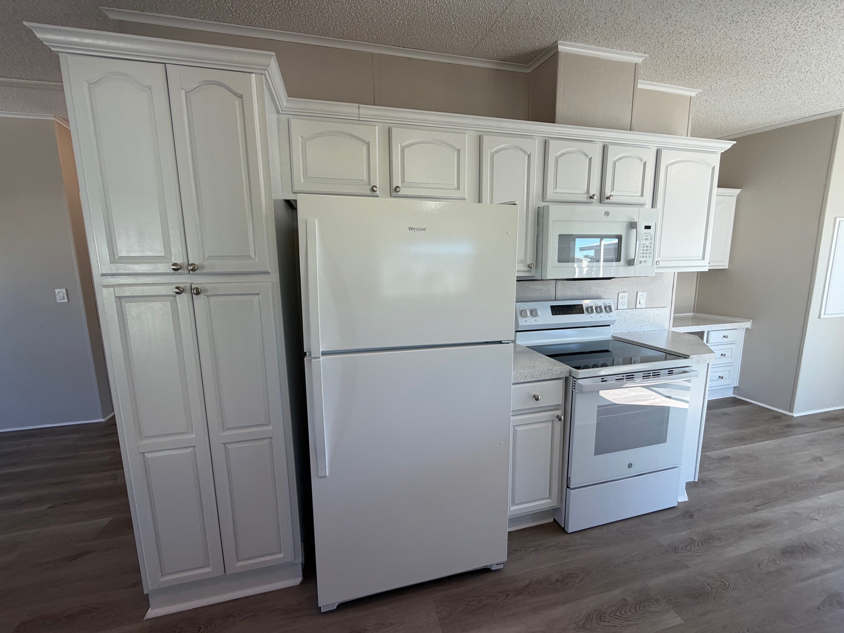 2035 Red Cedar Dr – photo 3