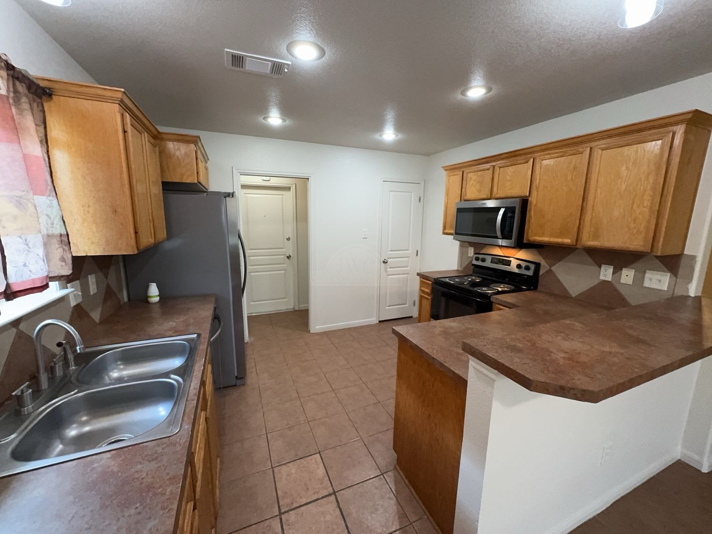 1401 Trailboss Dr – photo 5