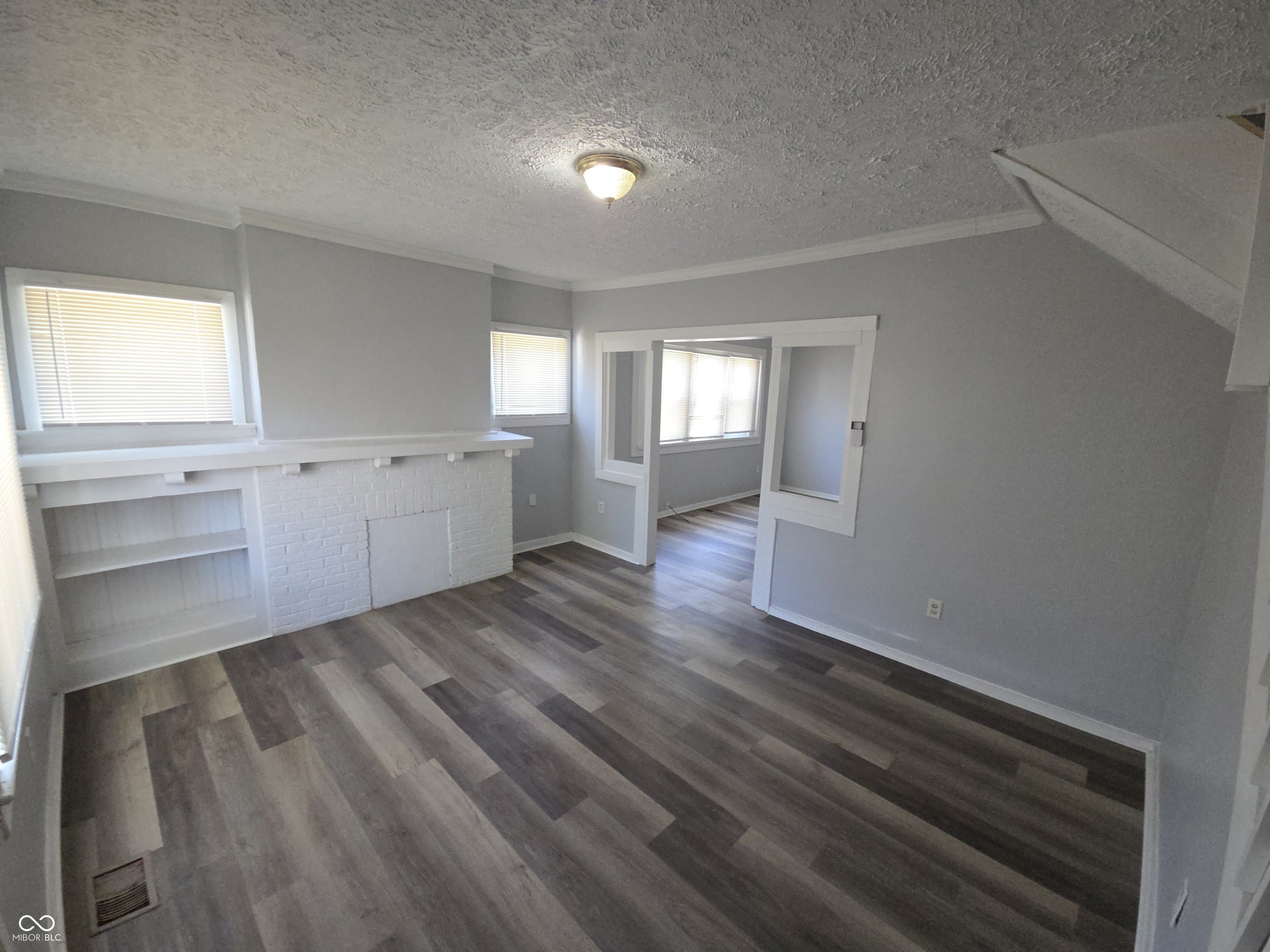 143 W 35th Street – photo 3