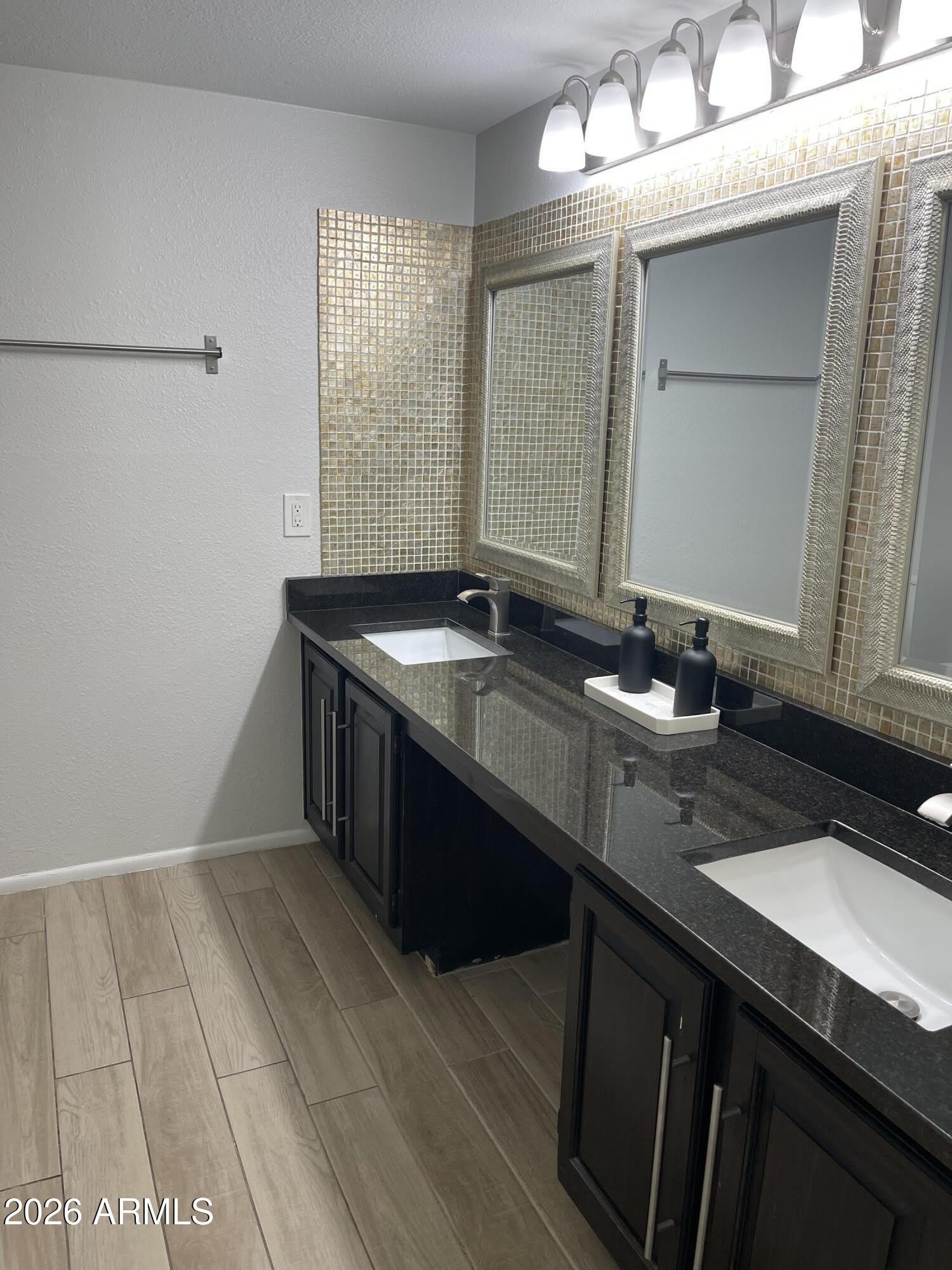 12847 N 40TH Way – photo 5