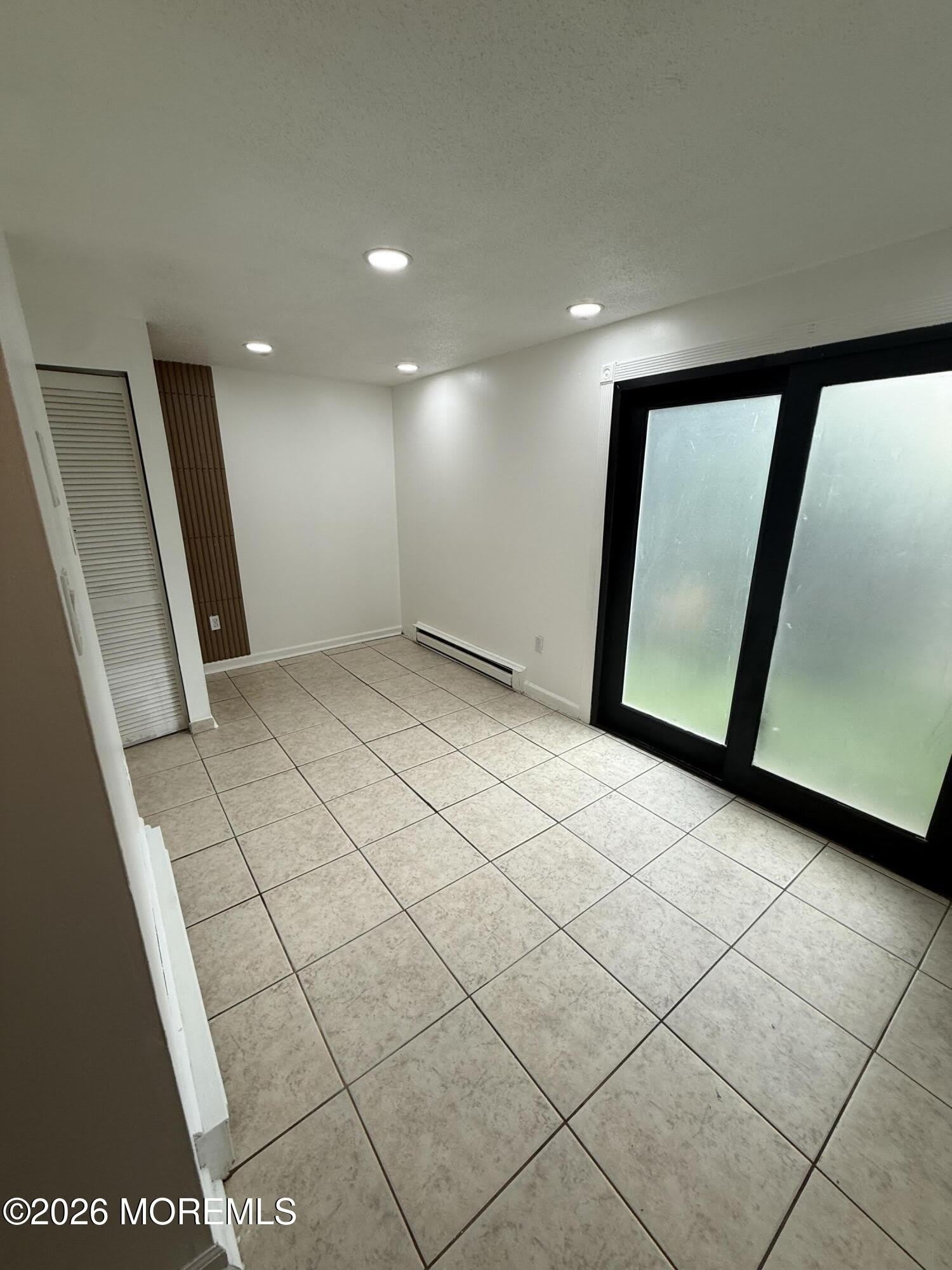 81 N Day Street – photo 4