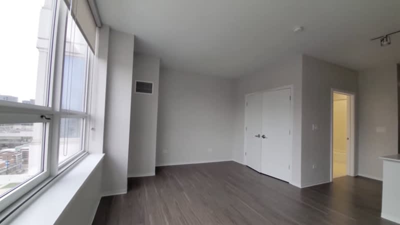 801 W Adams St – photo 2