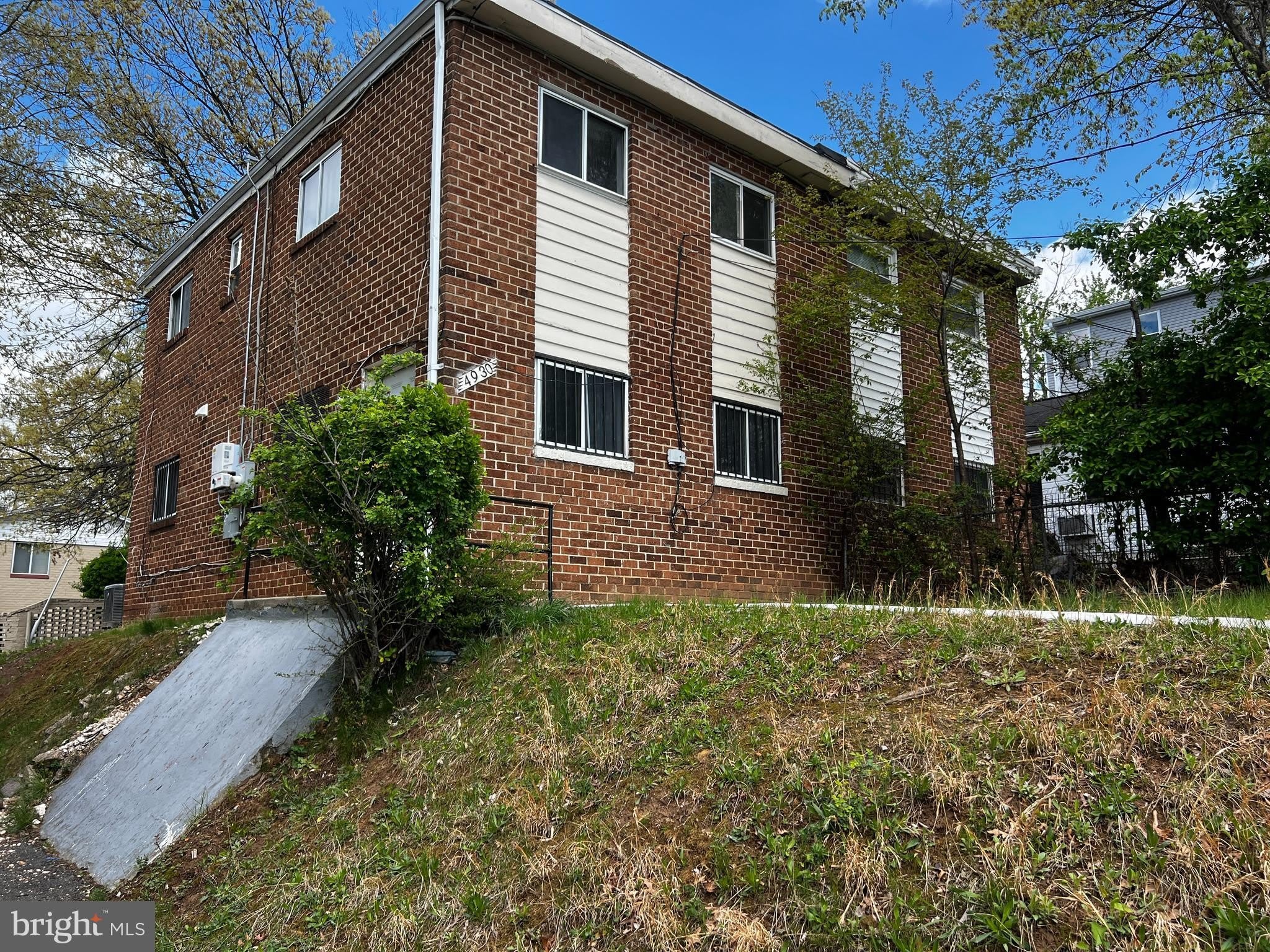 4930 EADS Place NE – photo 1