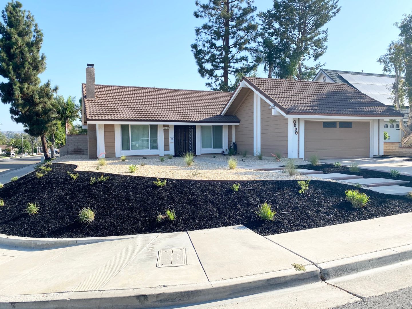 Amazing Pet friendly Anaheim home! – photo 1