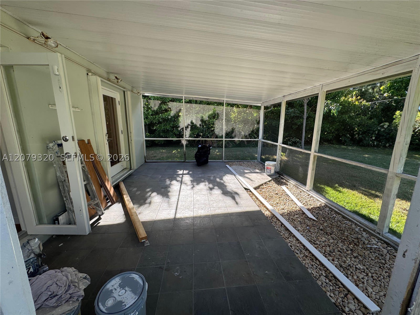 5765 SW 48th St – photo 5