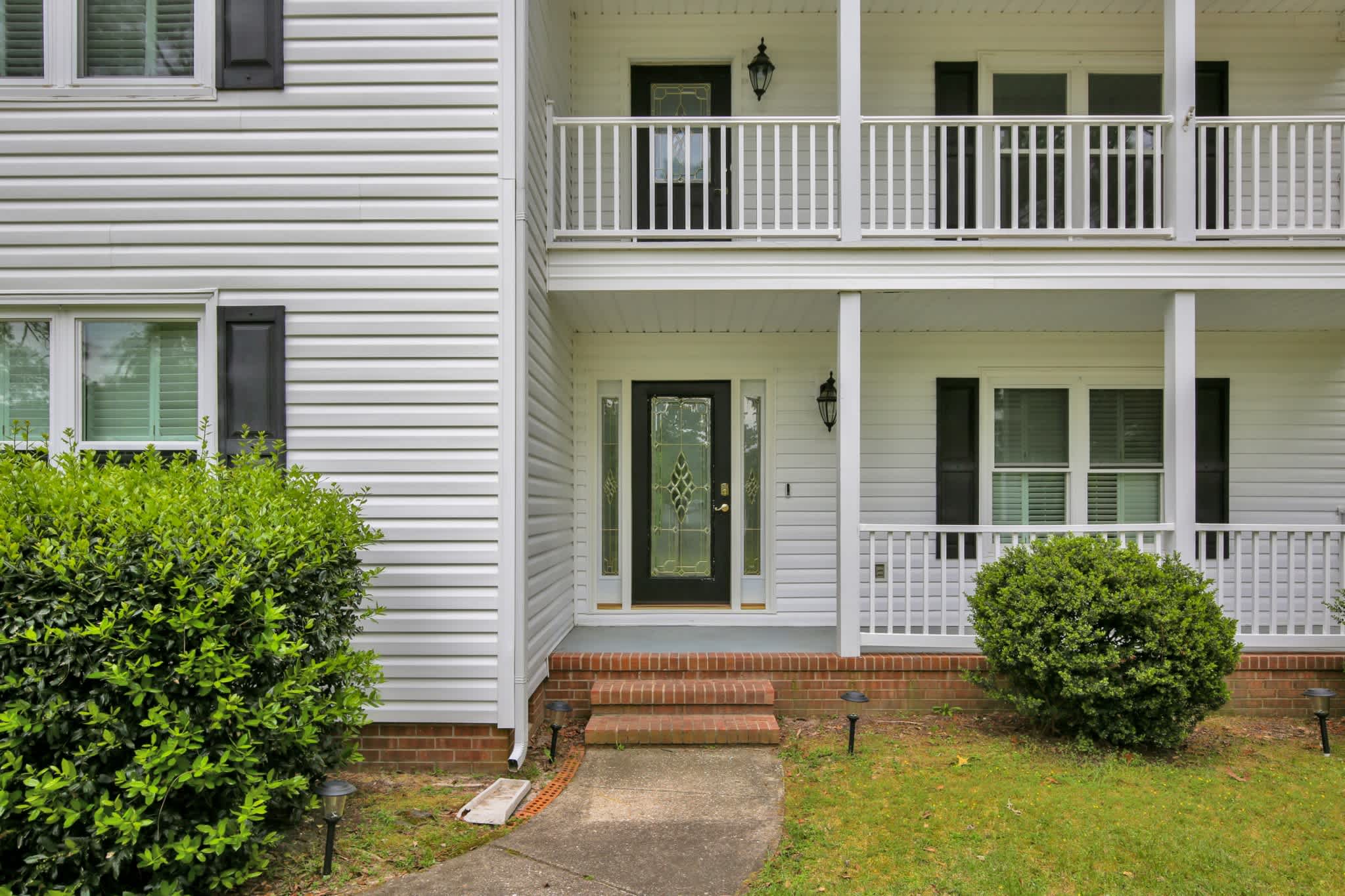 853 Foxcroft Drive – photo 4