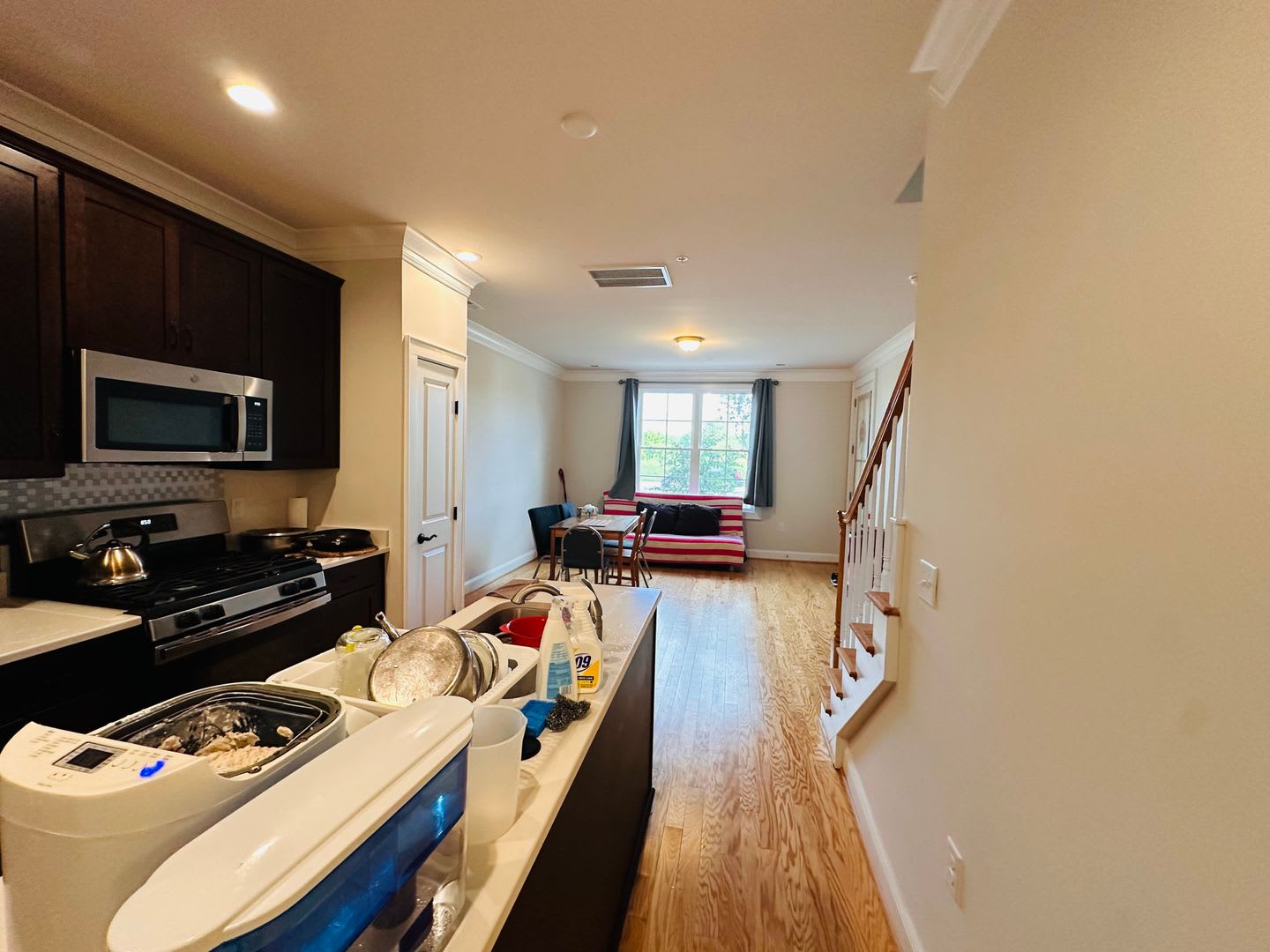 Modern 3 Bedroom, 2.5 Bath Townhouse – photo 4