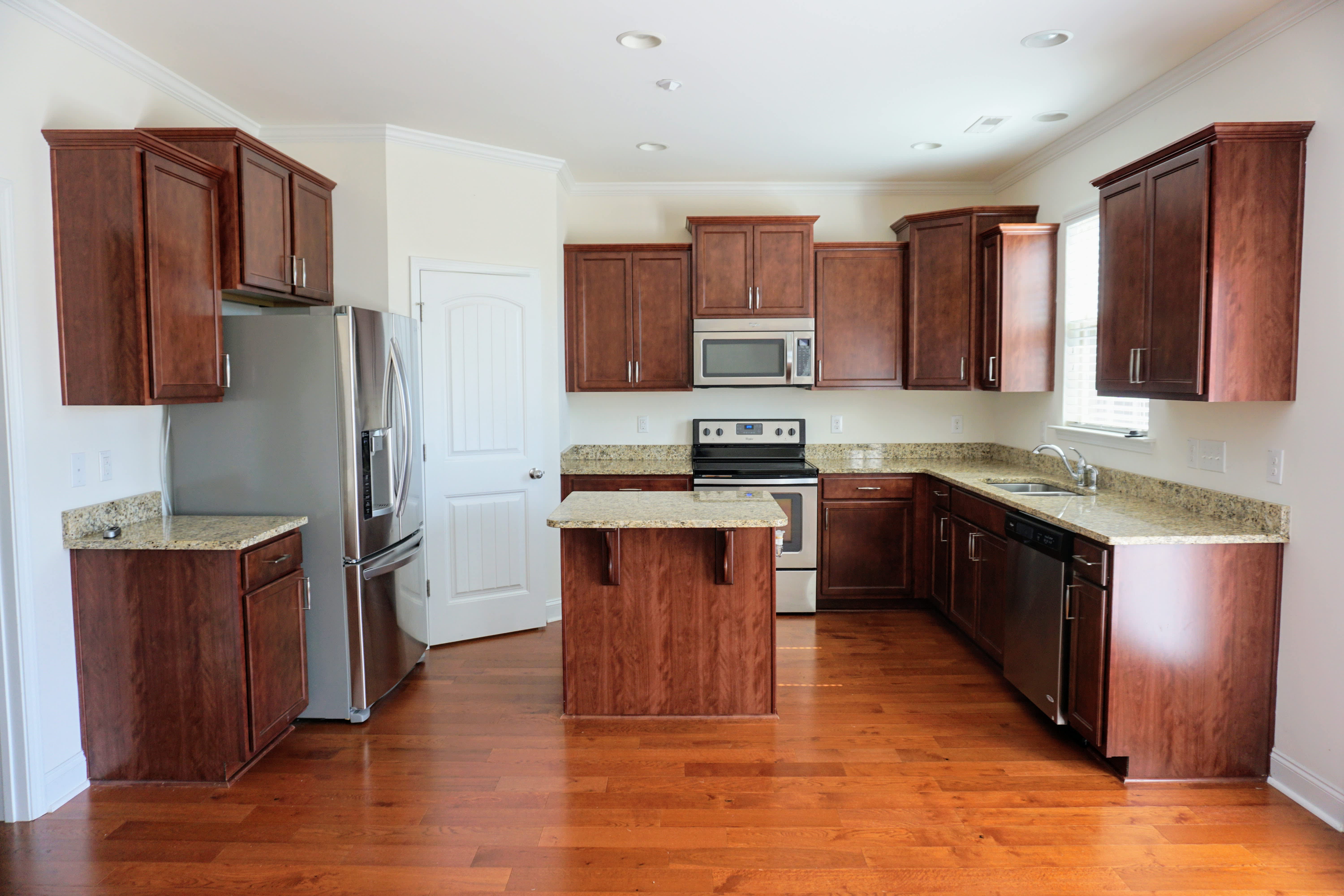 3216 Revelation St – photo 5