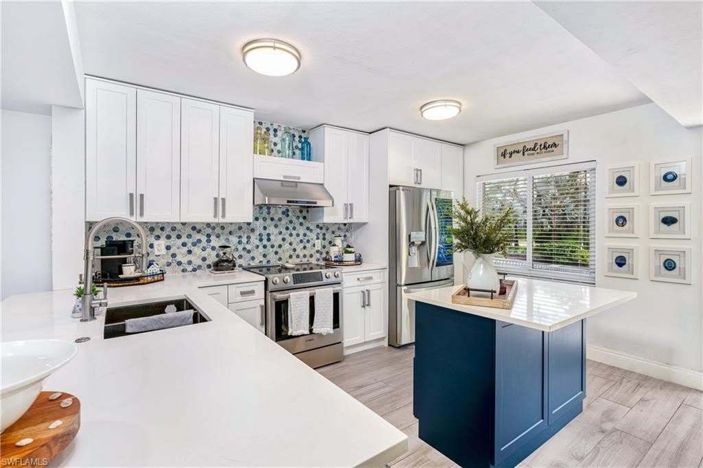 3001 Sandpiper Bay Circle – photo 5