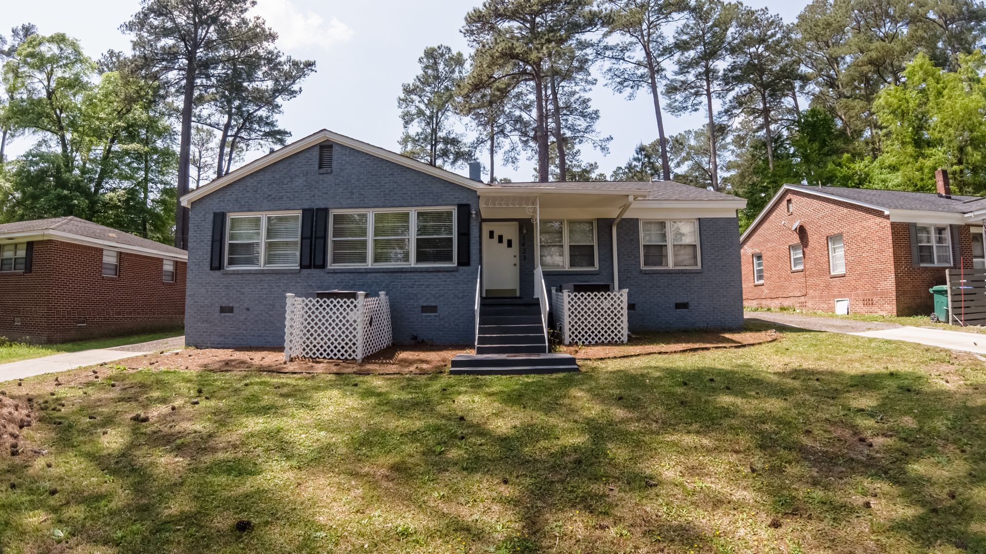 Solid brick duplex located in Forest Acres – photo 2
