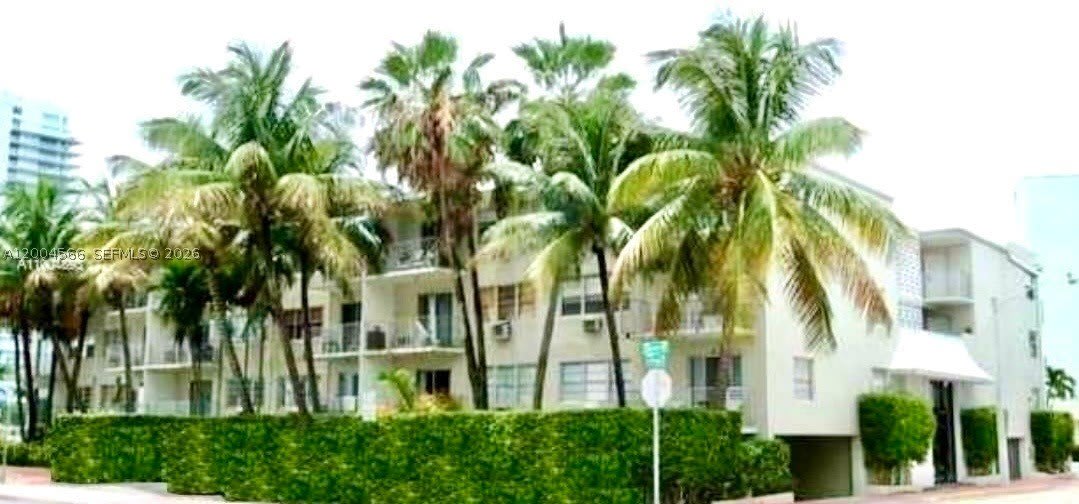 1441 Lincoln Rd – photo 1