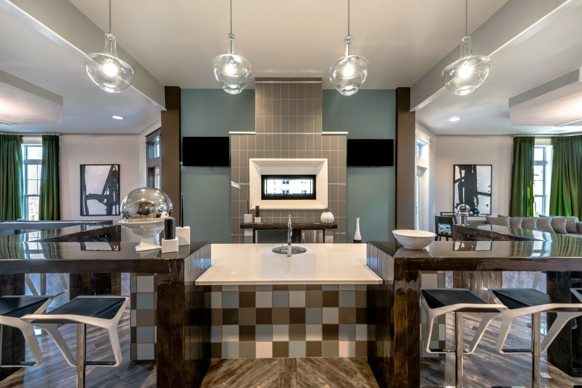 Pinnacle Apartments – photo 4