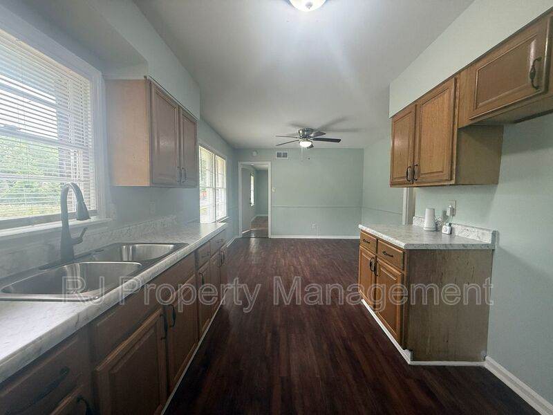 1821 Dale Lavern Rd – photo 4