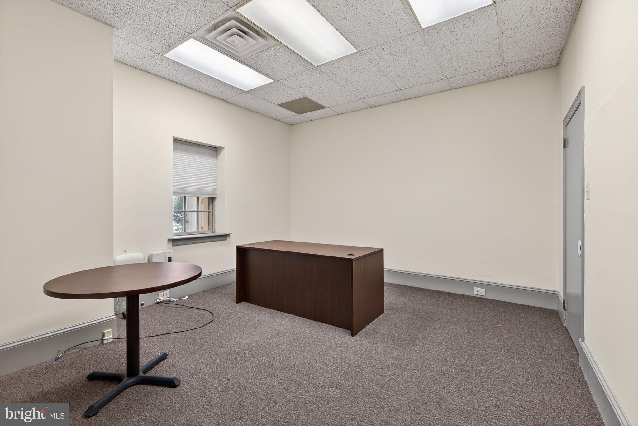 111 N BROAD Street – photo 2