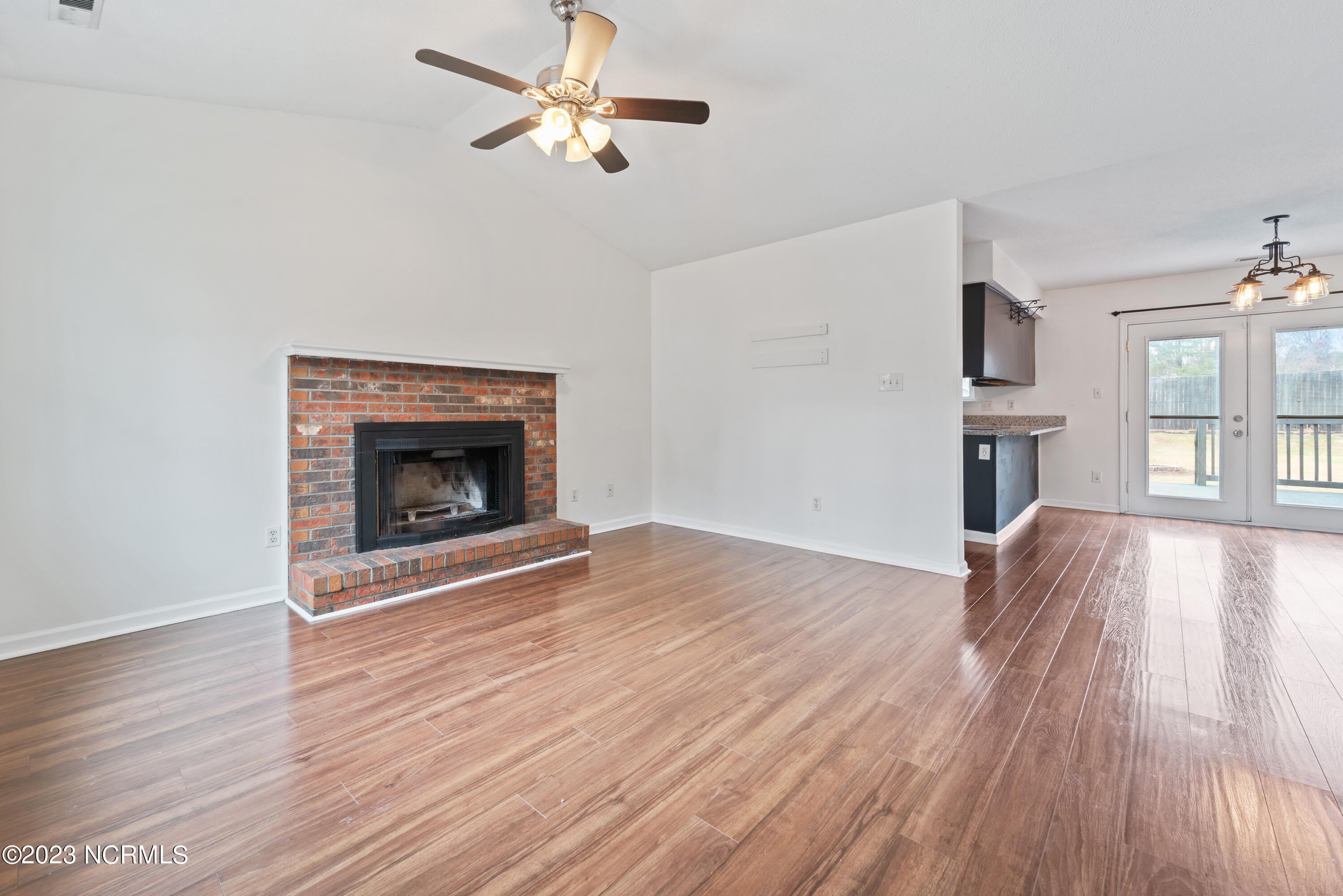 2654 Idlebrook Circle – photo 2