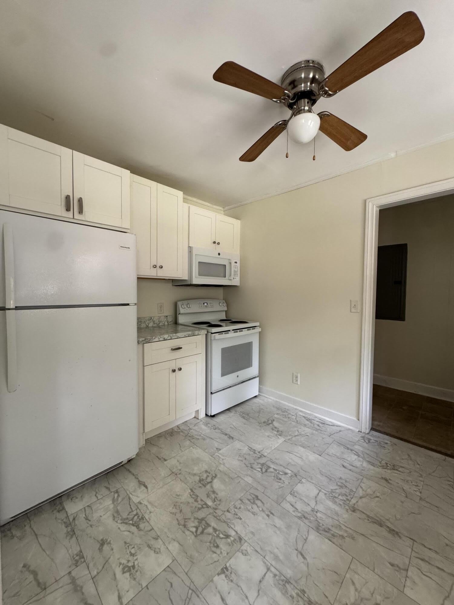 933 S Live Oak Drive – photo 4